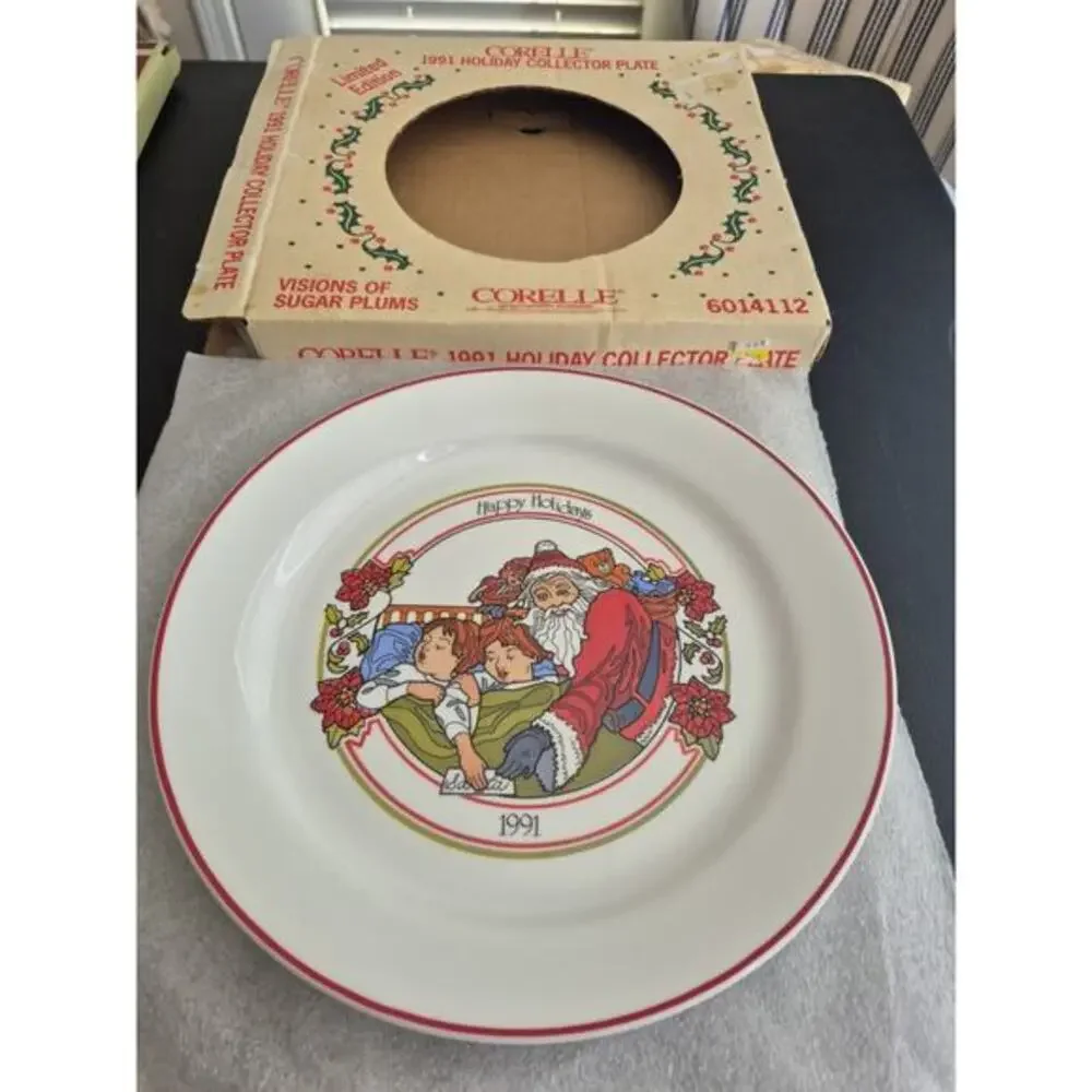 Corelle Santa Christmas‎ Dinner Plate 1991 Limited Edition Corning 10 1/4 In